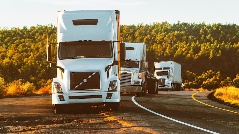 El desafío de Argentina para compensar el impacto ambiental del transporte de cargas. Foto: Pexels.