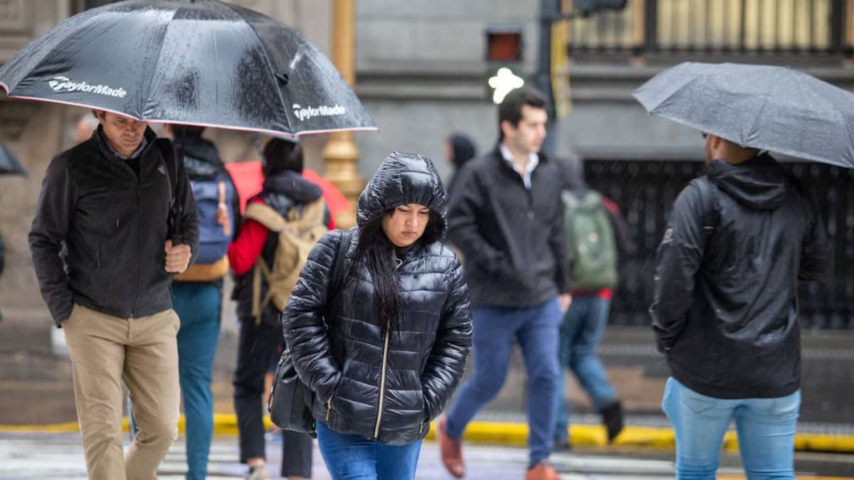 Cambio brusco de clima: llegan lluvias, ráfagas y una fuerte baja de temperatura en varias zonas del país