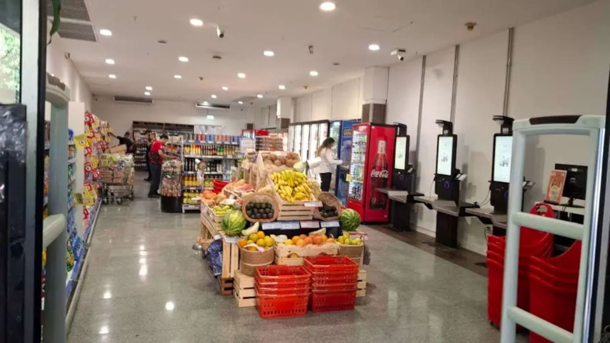 Coto parece sumarse a la tendencia de los "supermercados mini".