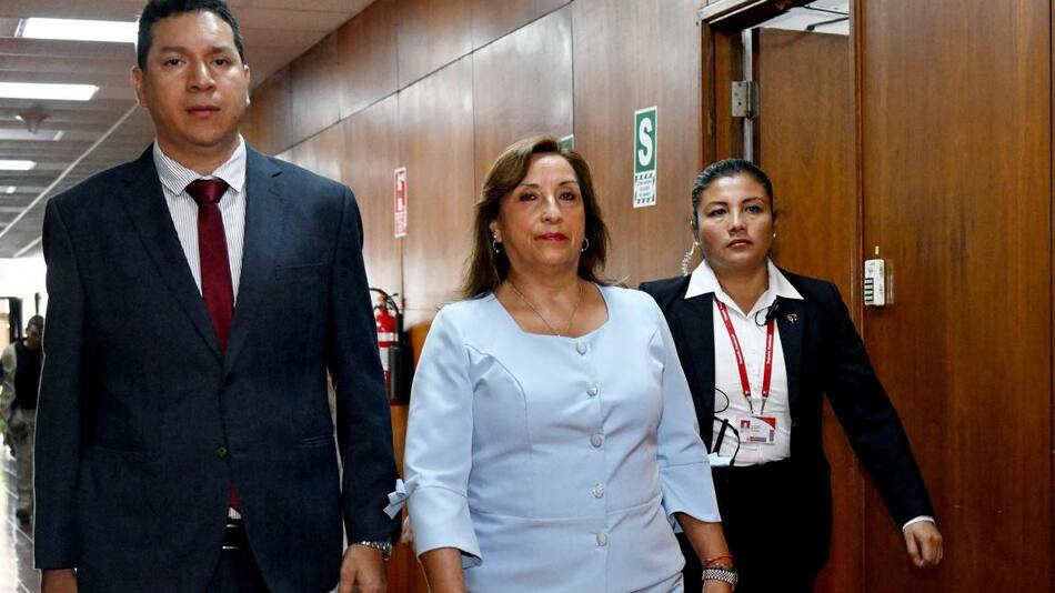 Dina Boluarte, Perú, NA
