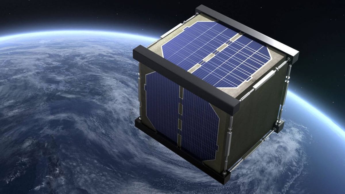 La NASA y Japón lanzarán el primer satélite de madera del mundo. Foto: X (@SPACEdotcom).