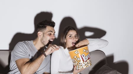 Las mejores comedias románticas de Netflix. Foto: Freepik.