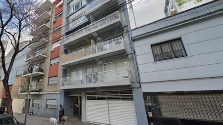 La casa en la que vivían la madre y el hijo hallados sin vida.