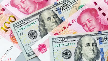 Divisas, dinero, foto Aduana