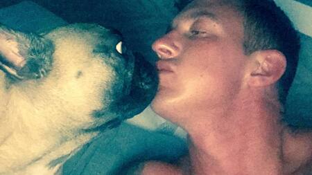 El empresario muerto junto a su mascota. Foto: Instagram/fernandoperezalgaba