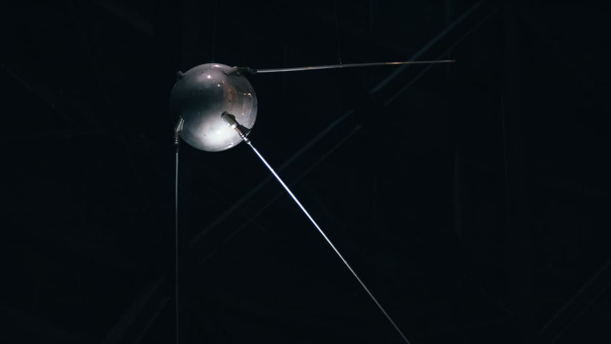 Sputnik I: el satélite que marcó un antes y un después en la historia aeroespacial