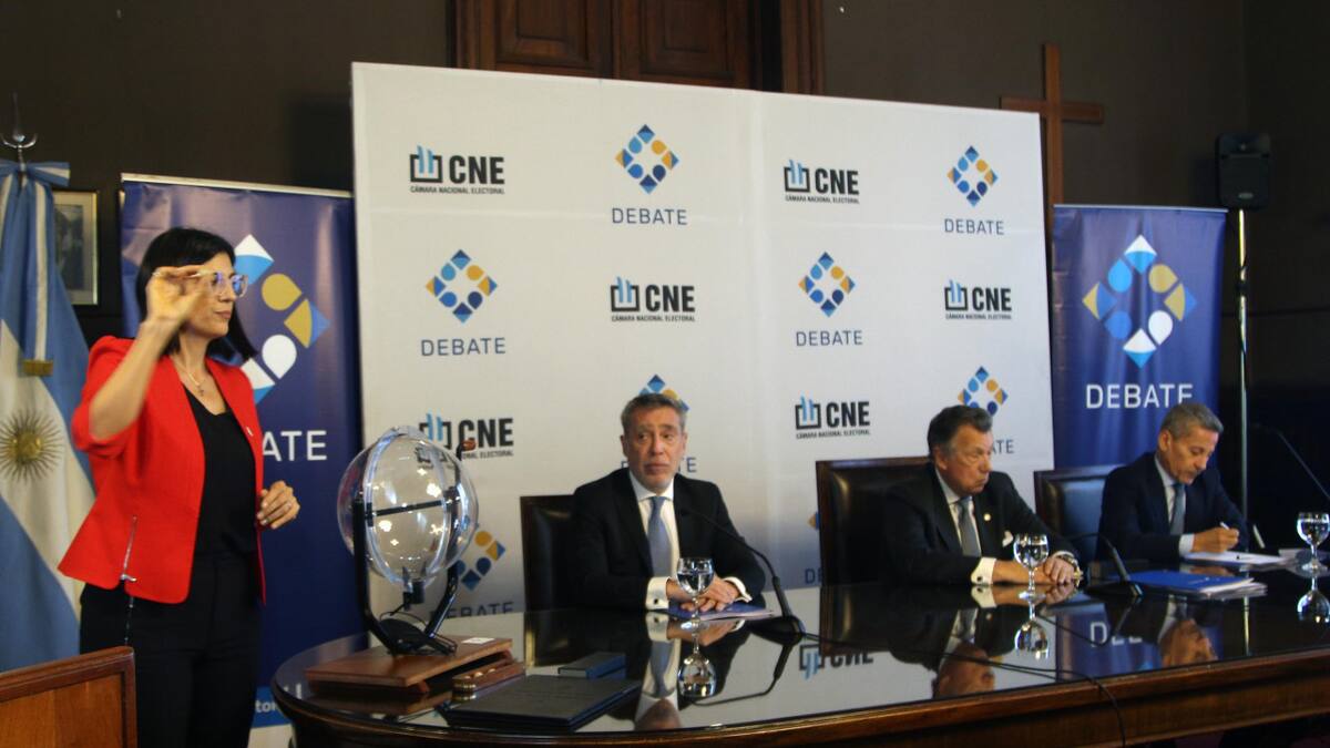 Sorteo del Debate Presidencial 2023. Foto: NA.