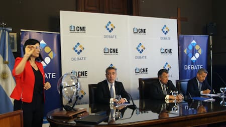 Sorteo del Debate Presidencial 2023. Foto: NA.