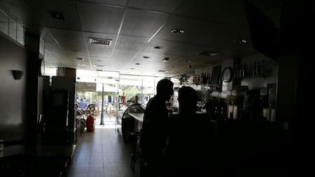 Cortes de luz, restaurante, Edenor, Edesur