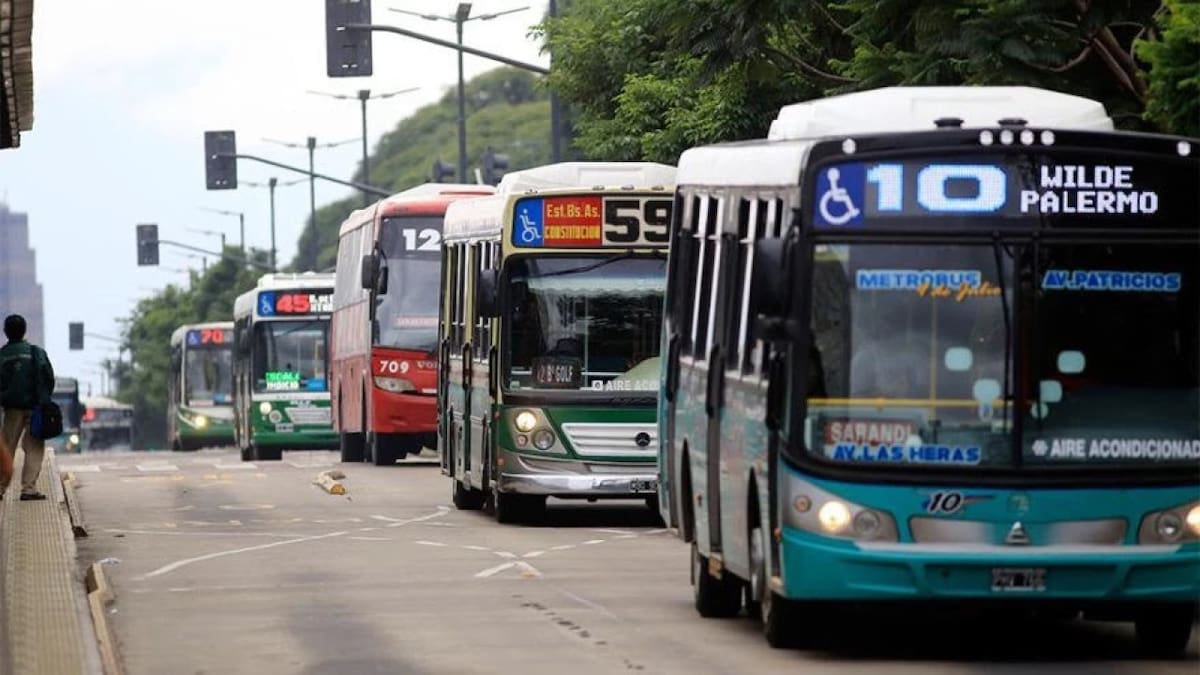 Si perdiste un objeto en el colectivo, podés recuperarlo: un chofer explicó la forma y se viralizó