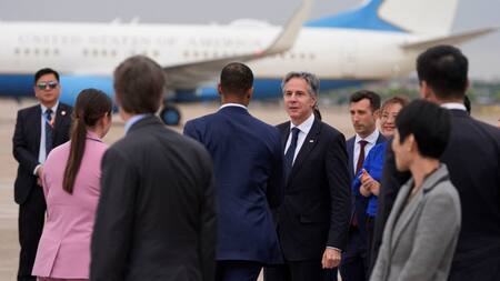 Antony Blinken en su llegada a China. Foto: Reuters.