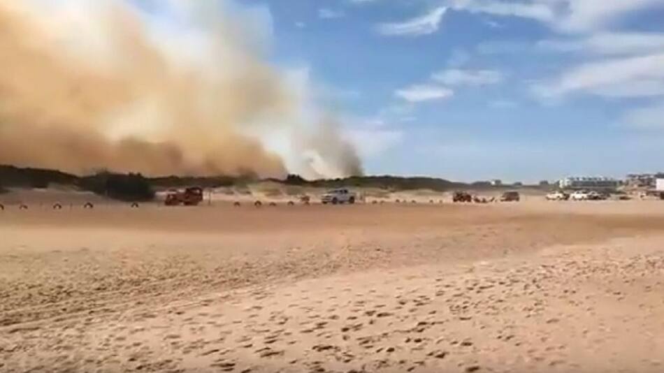 Incendio en monte de Villa Gesell