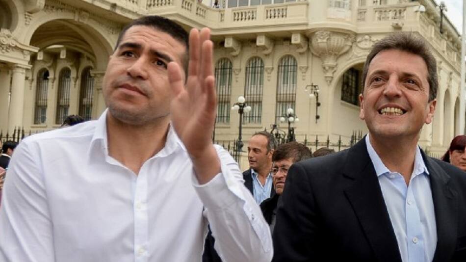 Riquelme y Massa. Foto: NA.