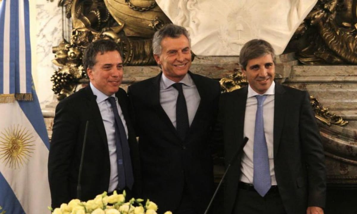 Dujovne, Macri y Caputo