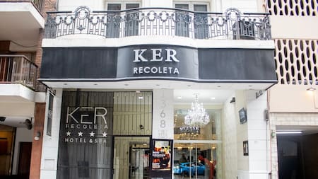 Horror en Recoleta: encontraron muertos a una mujer de 41 años y a su hijo de 7 en la habitación de un hotel