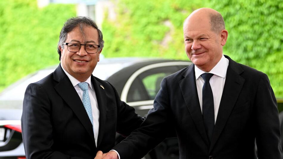 Olaf Scholz y Gustavo Petro. Foto: EFE