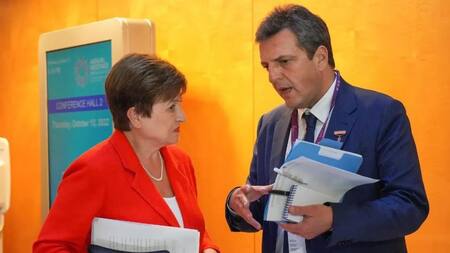 El FMI confirmó la cuarta revisión del acuerdo. Foto: Ministerio de Economía