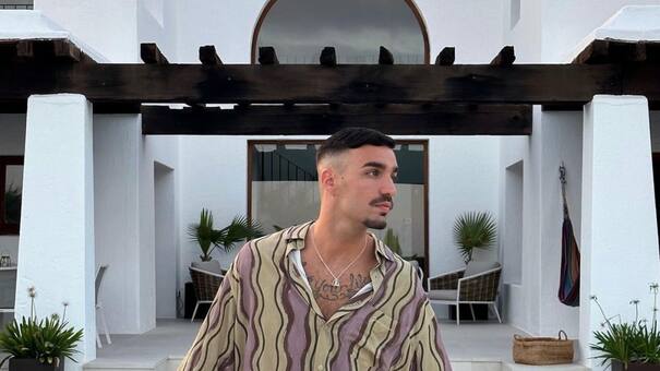 Rels B: la historia de uno de los artistas más escuchados de habla hispana