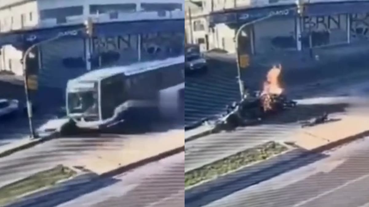 Choque impactante: un auto con siete personas a bordo se metió en el Metrobús y terminó aplastado por un colectivo