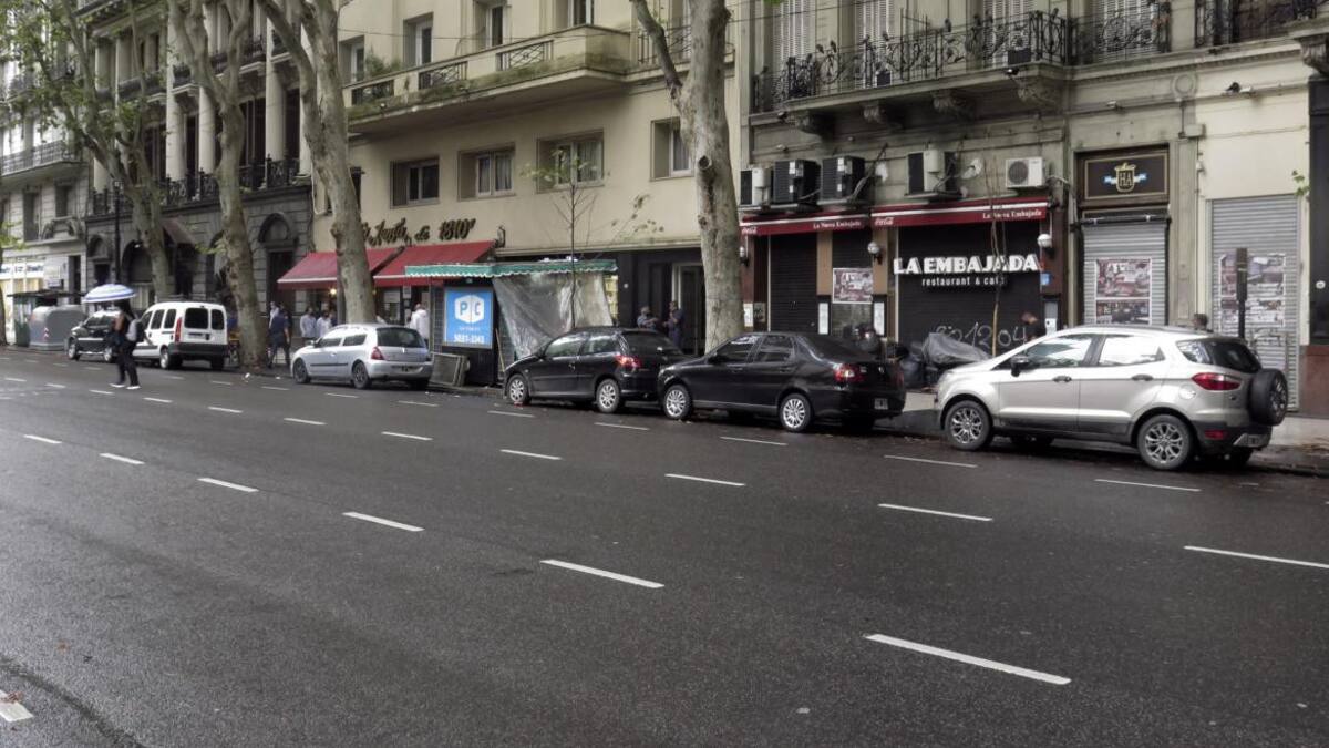 Estacionamiento en la Ciudad. Foto: NA.