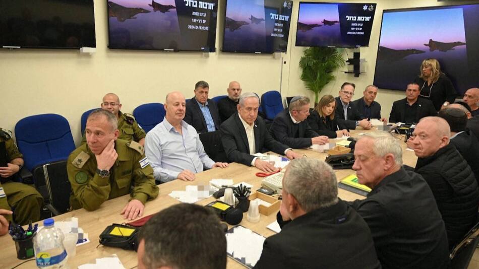 Netanyahu con el Gabinete de Guerra. Foto: Reuters