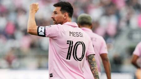 Lionel Messi presente en el Chase Stadium. Foto: NA.