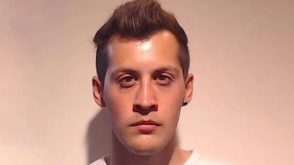 El alumno que apuñaló a su profesora de danza sigue internado