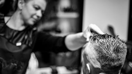 Corte de pelo, hombres. Fuente: Unsplash