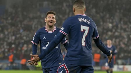 Mbappé y Lionel Messi, PSG, foto NA