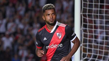 Miguel Borja no tiene asegurada su presencia en el Superclásico. Foto: NA.