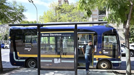 Los colectivos eléctricos de la Ciudad de Buenos Aires. Foto: NA.