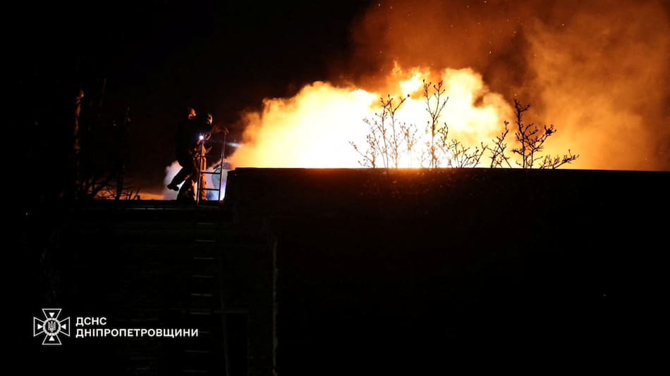 Rusia lanzó un misil balístico internacional contra Dnipró, Ucrania. Foto: Reuters.