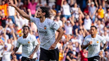 Edinson Cavani se acerca a Boca. Foto: Instagram @cavaniofficial21.