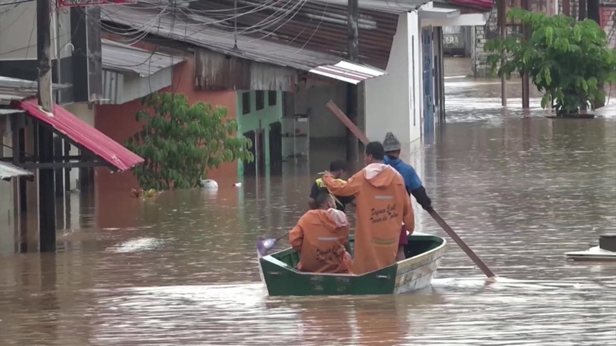 Perú bajo agua: Inundaciones y desbordes en varias regiones del país a causa de las fuertes lluvias