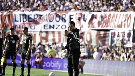 Fernando Gago en el Superclásico. Foto: NA (Juan Foglia)