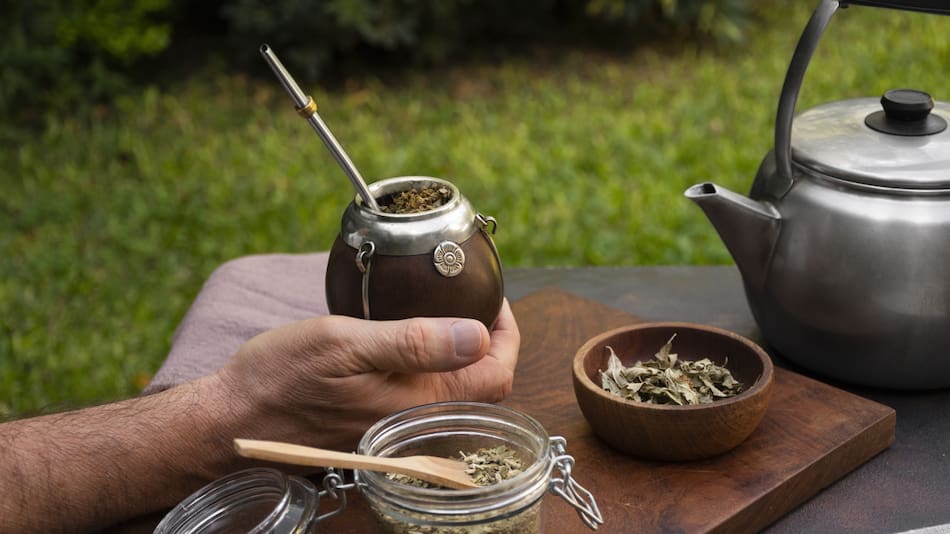 Mate, infusión. Foto: Freepik.