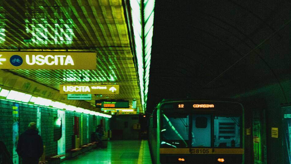 Subte en Italia. Foto: Unsplash.