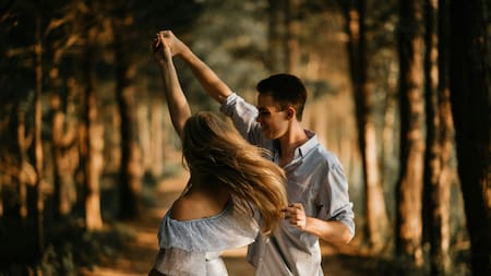 Algunos signos vivirán una historia intensa de amor en marzo. Foto: Unsplash.