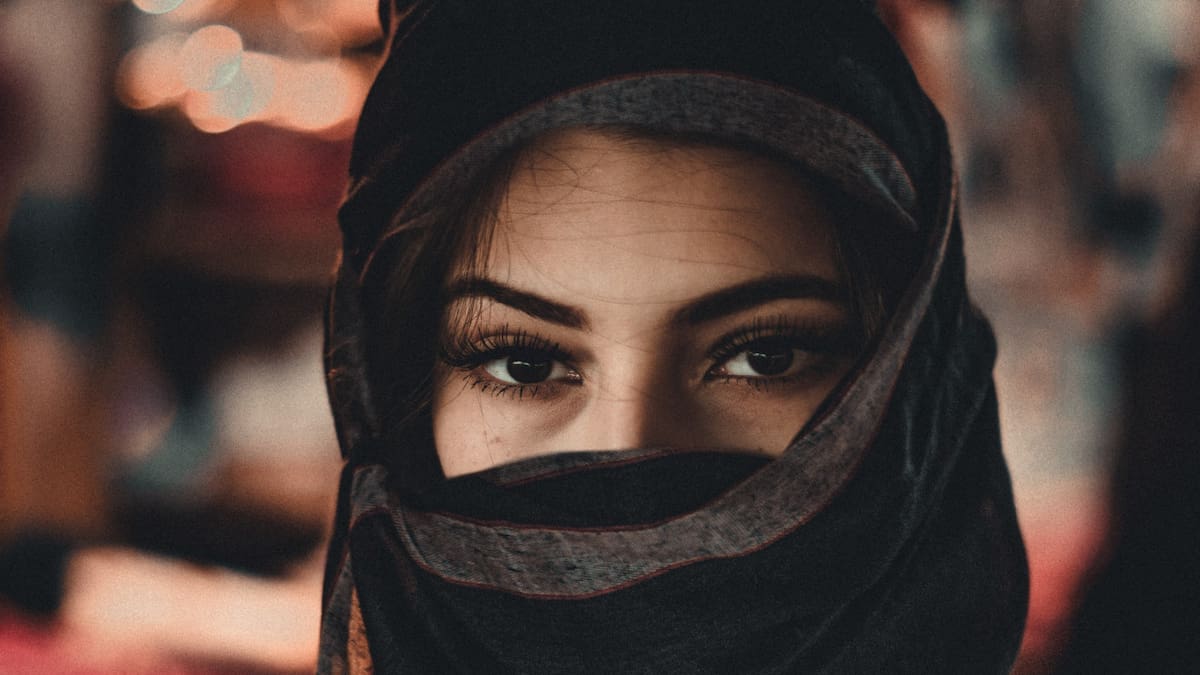 Se revelan las mujeres en Afganistán. Foto: Unsplash.
