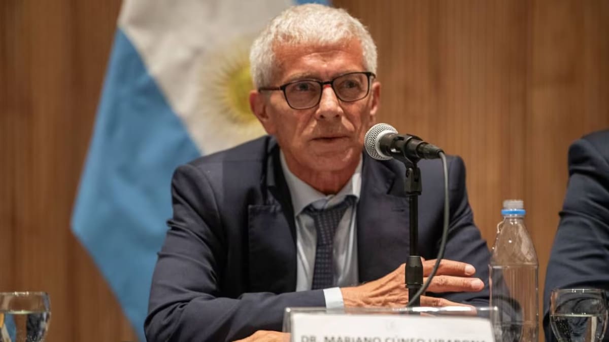 El ministro de Justicia, Mariano Cúneo Libarona, deja su cargo.