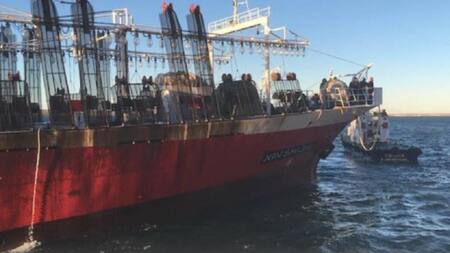 Buque pesquero Xin Shi Ji