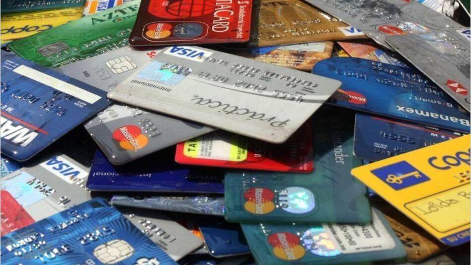 Tarjetas de crédito, dólares