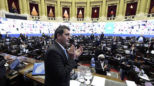 Sergio Massa: "Destruir una silobolsa es destruir el trabajo, por eso impulsamos una ley que castigue el vandalismo rural"