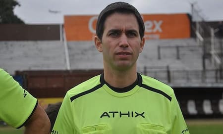 Martín Bustos, árbitro involucrado en red de trata de jugadores de Independiente
