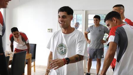 Javier Altamirano visitó el Country de City Bell. Foto: X @EdelpOficial.