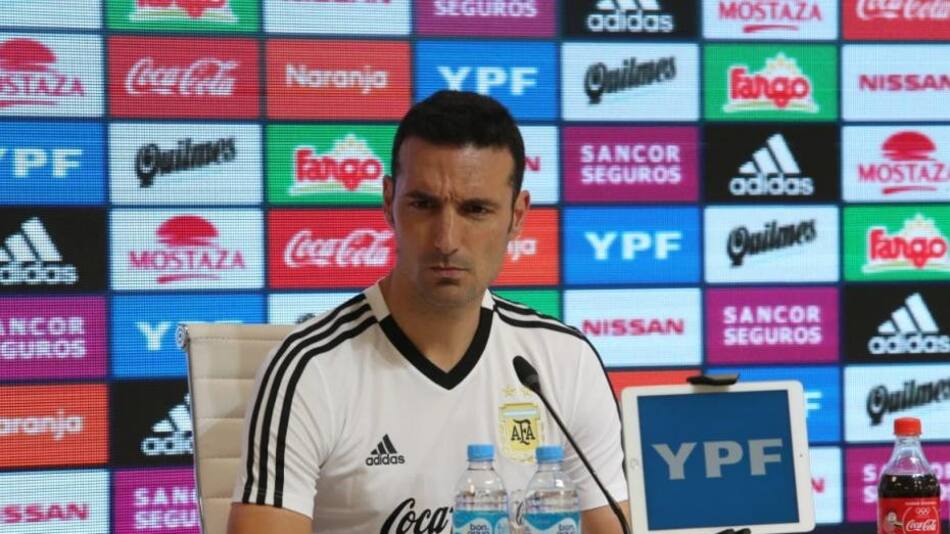 Conferencia de prensa de Lionel Scaloni