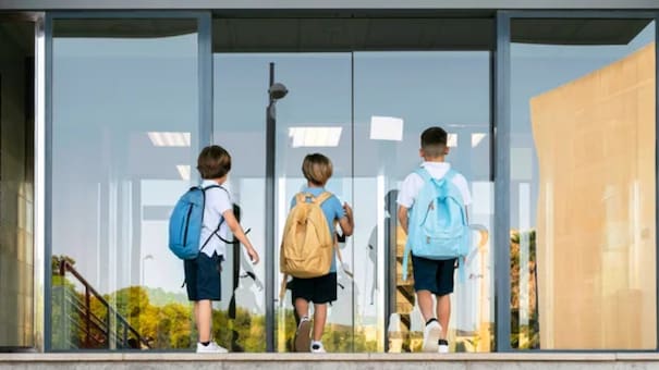 Suspenden las validaciones mensuales de los Vouchers Educativos: qué implica esta medida