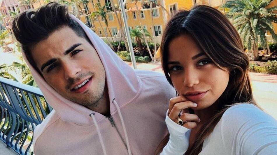 Fer Vázquez - Emi Mernes