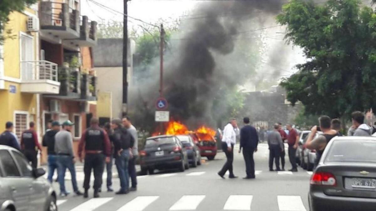 Robo, persecución y tiroteo en Liniers