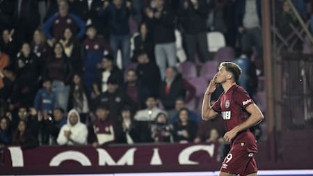 El festejo de Castillo tras el empate